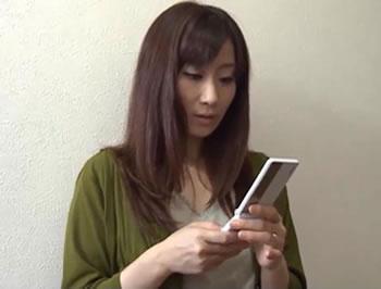 【ながえSTYLE】夫とはレスの妻が男達から連絡がある度に…「三十路女の下半身」
