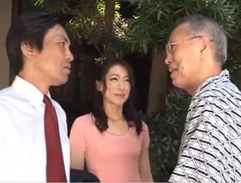 「親父、体の具合大丈夫なのか？」夫を送り出した後に元気になった義父老人と…♥