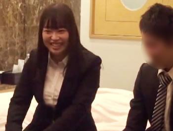 ムッチムチの巨乳先輩人妻OLに年下の後輩が中出し1発10万円の謝礼で3発も中出し♥