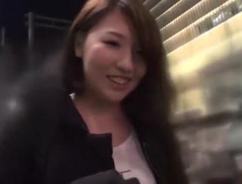 ムッチムチの巨乳短大生をナンパ♥メシ食わせたあとホテルで無許可中出し♥