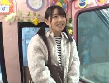 【MM便】勉強漬けの19歳の予備校生がまたがり顔面騎乗クンニで人生初の大失禁イキ！