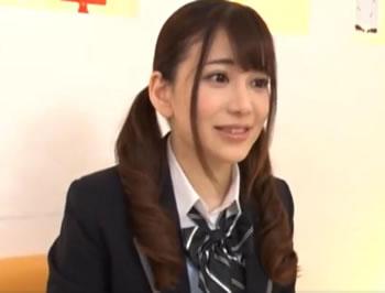 ●●Tubeで人気のカリスマ女子高生と会ってAV撮影しパイパンマ○コに大量中出し♥
