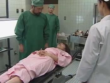 【ヘンリー塚本】眠らせてレ○プ大全集「妊娠中絶手術室のエロき女体」