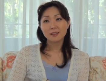 【溜池ゴロー個人撮影】強姦妄想しながらオナニーするという三十路奥さんと…♥
