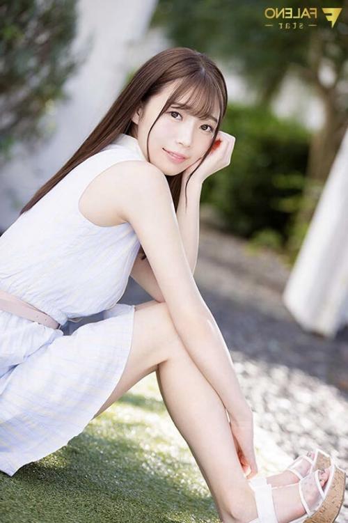 望実れい　透き通った恥じらい美少女AVデビュー【1】腹筋浮き出るスレンダーボディ。チンポが挿入で体をビクつかせて好反応！