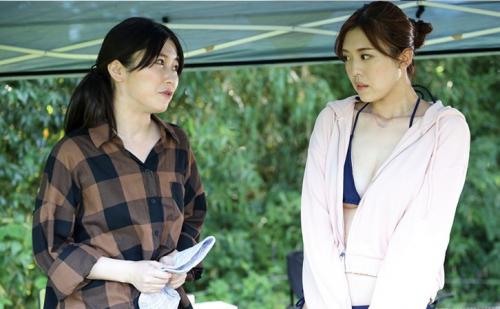 「夫婦を交換してキャンプしませんか？」部下の提案で夫婦仲がマンネリの二組の夫婦がお互いのパートナーを交換する！【七瀬いおり】