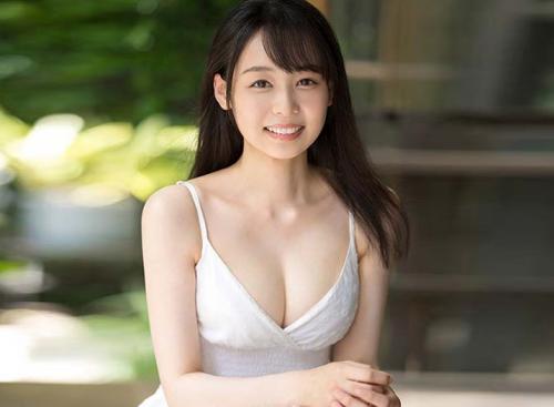 【時田亜美】ほぼ処女の白い肌の極上のスレンダーボディDカップの美少女！