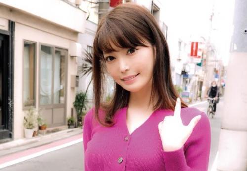 【素人】「童貞君の包茎ちんぽ洗ってもらえませんか？」素人奥様が童貞ｸﾝと密着混浴！