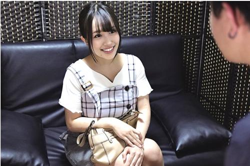 【素人】美容に対して意識の高い女性客に中出しする悪徳マッサージ師を盗撮！