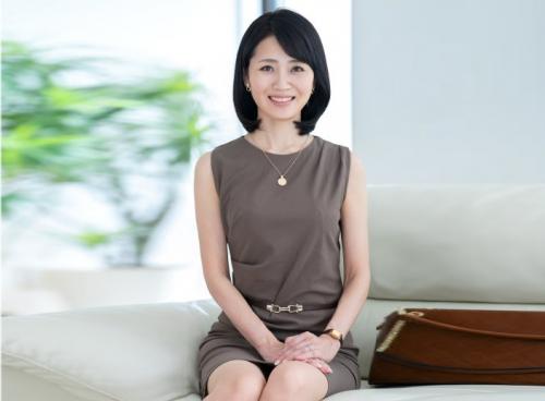 極上の五十路妻！「夜の営みは半年に1回あるかないかで…。」欲求不満な細身の美魔女！【澄川麻紀】