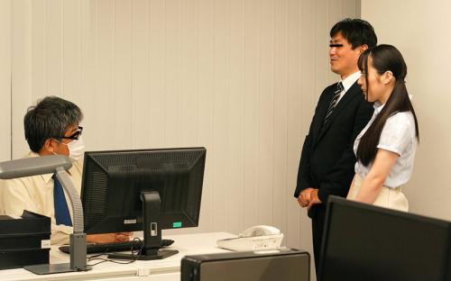 【社内NTR】セフレが上司と社内結婚したけど会えない分社内でヤりまくる俺。