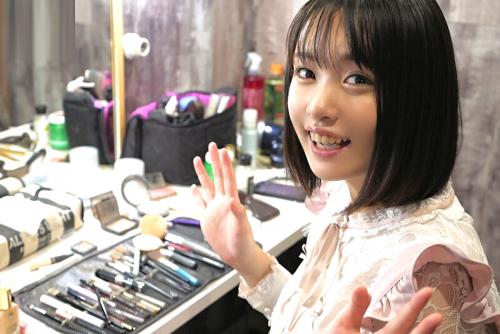 【愛宝すず】透明感を持つ18歳の色白少女の未完成ボディが激イキ濃密セックス！