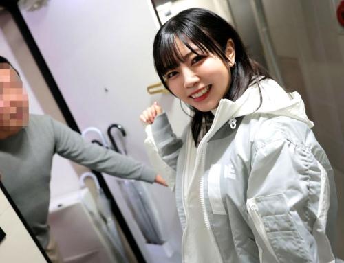 お泊まりして夜も朝も抜いてあげたり人気女優がM男くんのお宅を凸撃訪問！【羽咲みはる】
