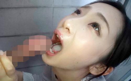 【素人】清楚妻は欲求不満の変態だった！旦那に内緒で浮気おしゃぶり喉奥イラマ！