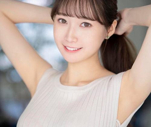 1年半のOL生活に別れを告げ清楚美女がAVデビュー！【多香良】