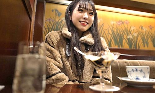 【素人】経験人数がたった1人という超ウブなロリ女子大生とホテルへ！