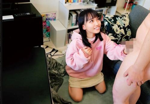 【素人】女子大生がチェリー男子の勃起チンポに大興奮で自宅で筆下ろし！