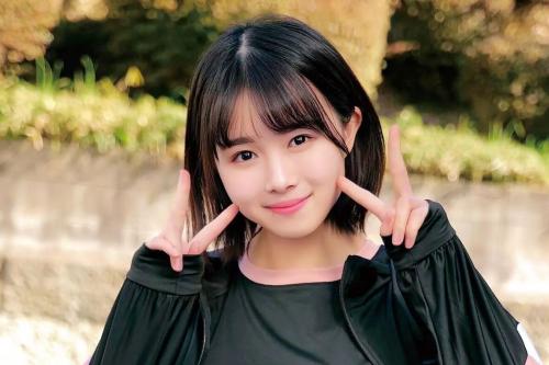 【素人】バレー部のユニホーム姿でのフェラ顔のエロいこと！着衣のまんまデカチン生挿入！