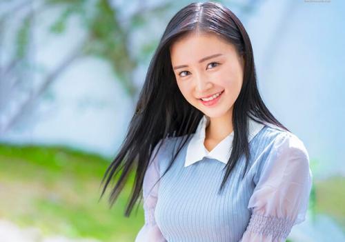 「エロの探求心が人一倍強かったんです…。」色白スレンダーな黒髪美女がAVデビュー！【鈴原みらん】