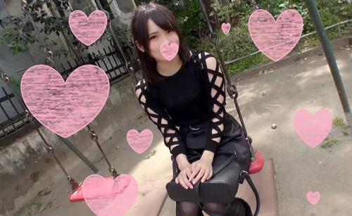 【素人】アイドル顔負けのルックス！大学に通うため上京したばかりの関西弁の土地のロリ美少女！