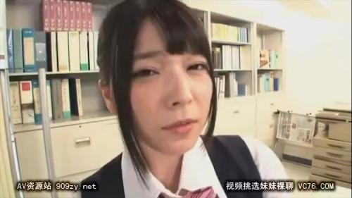 仕事できなくても私を気持ちよくできるだろ！罵倒されながら一生懸命尽くす窓際族ドM男