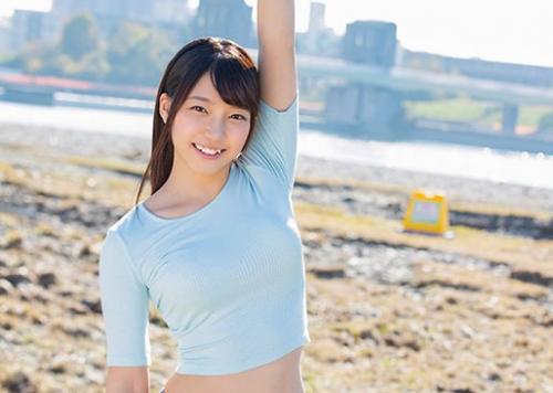 【渡辺みお】現役女子大生が変態マッサージで感じまくる。やわらかいヒップをもみくちゃにされてエッチな声を出しまくる！