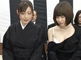【中出し】いやいやこれはならんでしょ(笑)ありえないシチュエーションでのエッチで中出し