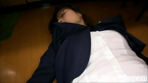 【睡眠レイプ 2】酔いつぶれている女性にチンポぶち込んで中出し強姦