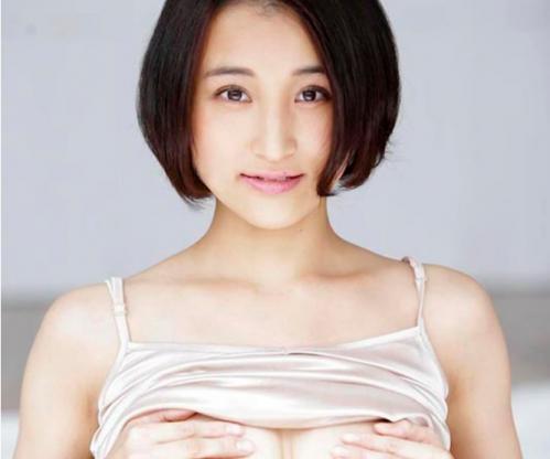 【片瀬千紗】ムニュムニュ柔らかい天然Fカップの人妻のAVデビュー！旦那への欲求不満が募り…