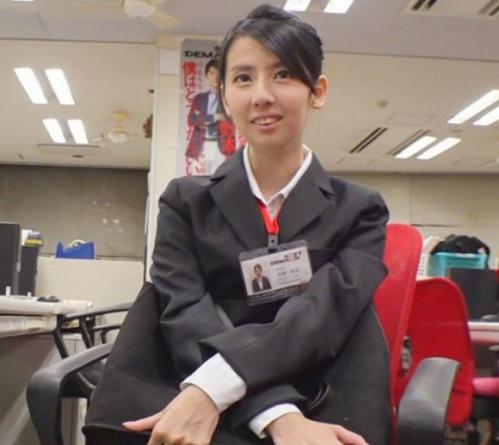 【柴崎明里】ユーザー様のご要望に精一杯お応えするをモットーにする女子社員にも頑なに出演を断っている女子社員が…