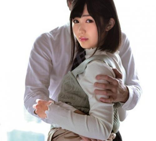 感度が上がった体を弄ぶと甘い声が止まらない。オナホールのように連続膣内射精。もうチ〇ポ無しでは生きていけない…