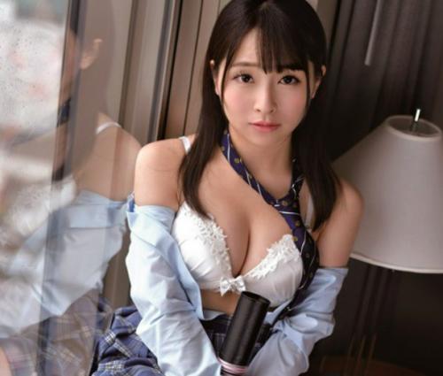 【成田つむぎ】教師と生徒の誰にも言えない禁断の関係…生で挿入、何度も甘い声を出しながらイキ続ける美少女との特別な時間…