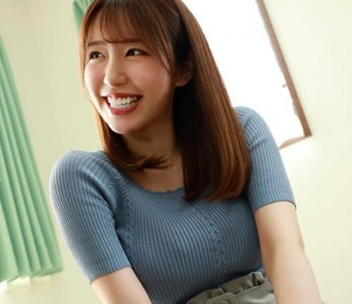 寒いのに白い肌を夏のようにむき出しにした女性はすごくエロい？そんな疑問を徹底検証。いやらしい腰使いで喘ぎまくる姿を堪能！