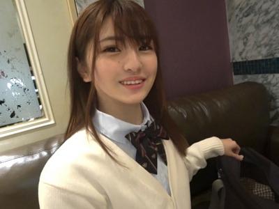 【削除注意】『ガチの現役JKの援交記録…』お金の受け渡しの瞬間も！クラスで人気者の制服ロリJKとラブホテルで円光セックス