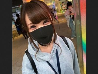 【削除注意】『コロナでロリかわ美少女とｗ』美巨乳のカフェ店員と店外デートでラブホテルに連れ込み網タイツで着衣セックス