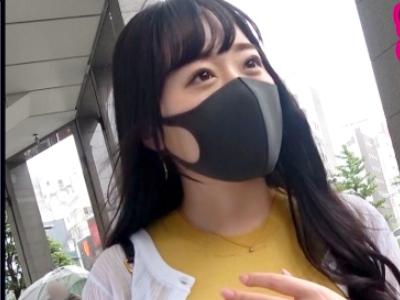 【変態の人妻】『この顔でFカップで淫乱ｗ』セレブ人妻の自宅で潮吹きや乳揉みマッサージしてNTRセックス【素人ナンパ企画】