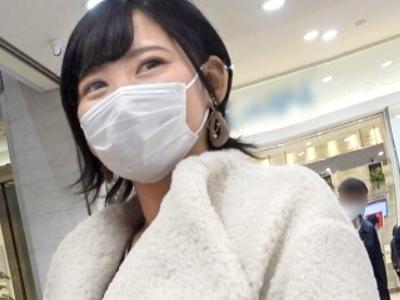 【淫乱な人妻】『経験人数100人でセフレ持ちｗ』自宅で料理教室してる人妻の家で裸エプロンで着衣セックス【素人ナンパ企画】