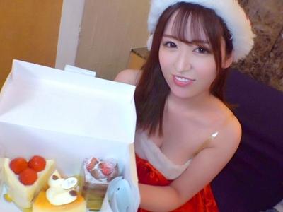 【削除注意】『ミニスカのサンタコス娘とｗ』彼氏にドタキャンされたGカップ美爆乳ギャルが腹いせに友達とNTR浮気セックス