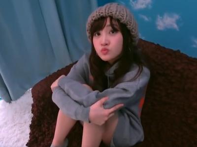 彼氏持ちJDセイラちゃん。小柄でこの見た目なのに脱がしたら隠れ巨乳だったから脱がしてオナニーさせてセックスしてみたｗ