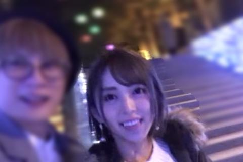 レンタル彼氏にオチ○ポおねだりしてしまう美少女