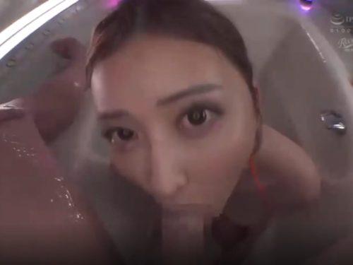 美形のエロギャルが濃厚手コキフェラで射精へと導きます♥