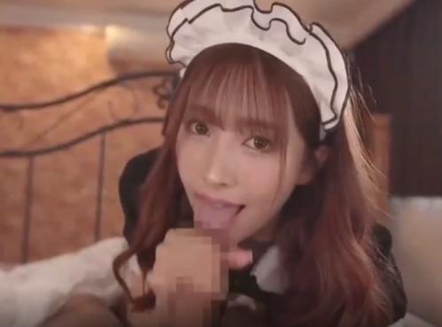 激カワお姉さんが手と口でチンポを責めて発射させます♥