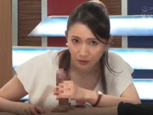 美形のおばさんが手コキで精子を搾り取る激エロ動画♥