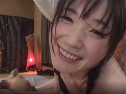 【手コキ射精】ロリ系美女が手コキでイカせる動画ｗ【本田もも】