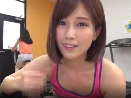 「いいよ出して♥」美形の激カワお姉さんが手コキで精子を搾り取ります♥