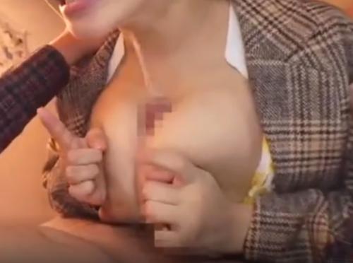 巨乳の美女におっぱいでシコシコしてヌイてくれましたｗ