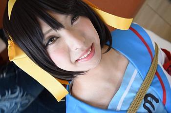 【中出し】かわいいコスプレの男の娘がアナルファックで潮吹きまくって中出しされるw