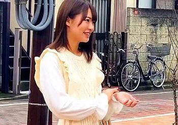 【東條なつ】清楚な美少女をナンパして、フェラさせて生ハメ中出し