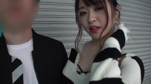 【ナンパ x 寝取り】SS級美人が裏切りの潮吹きセックス！街で声をかけるとホイホイ付いてきて、顔を歪ませて絶頂！