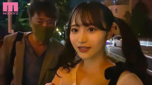 【ロリ注意 x ドキュメンタリー】18歳の女のコを丸裸に ... プライベート感MAXの痴女セックスによってメスの本能丸出しw